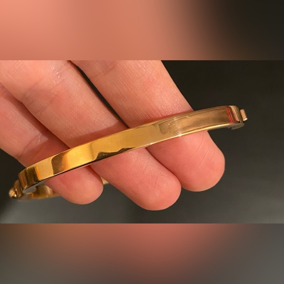 Michael kors rose gold bracelet - Picture 3 of 3